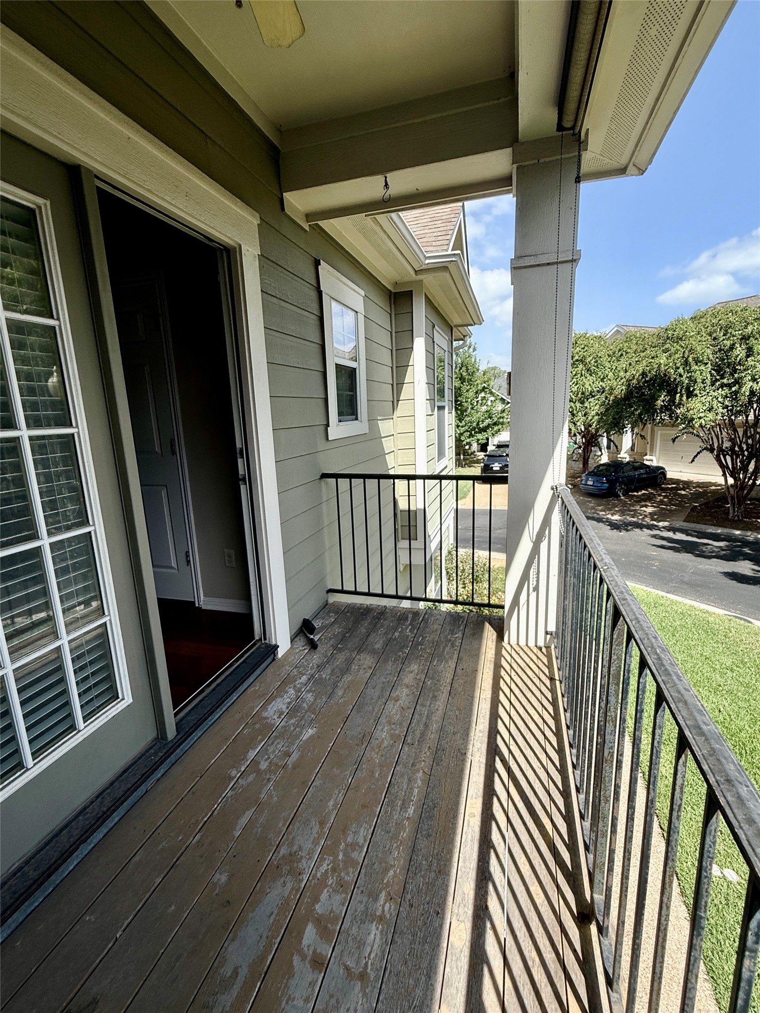411 West St Elmo Road, Unit 39 Austin, TX 78745 - Photo 20 of 25 An inviting elevated balcony, perfect spot for morning coffee