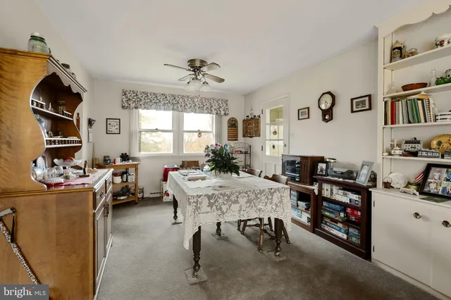 $200,000 | 555 Lincoln Drive, Wernersville, PA 19565