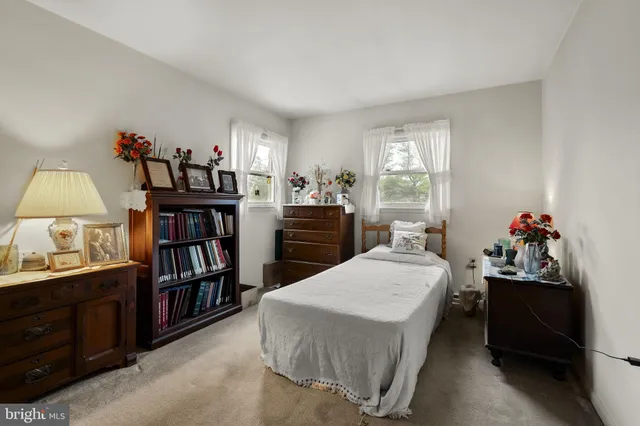 $200,000 | 555 Lincoln Drive, Wernersville, PA 19565