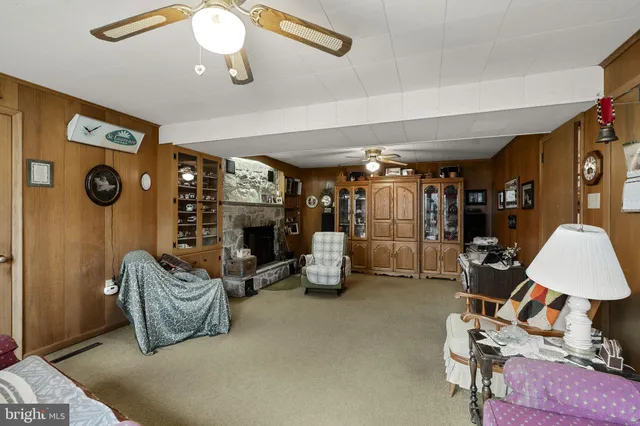 $200,000 | 555 Lincoln Drive, Wernersville, PA 19565