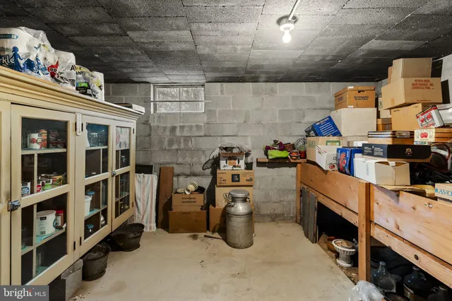 $200,000 | 555 Lincoln Drive, Wernersville, PA 19565