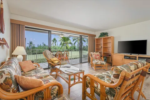 $685,000 | 78-7070 Keauhou Punahele Ii, Unit E203, Kailua-Kona, HI 96740