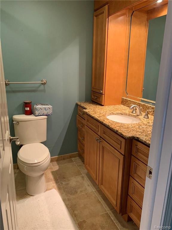 829 Stag Ridge Road Rochester, MI 48309 - Photo 13 of 27