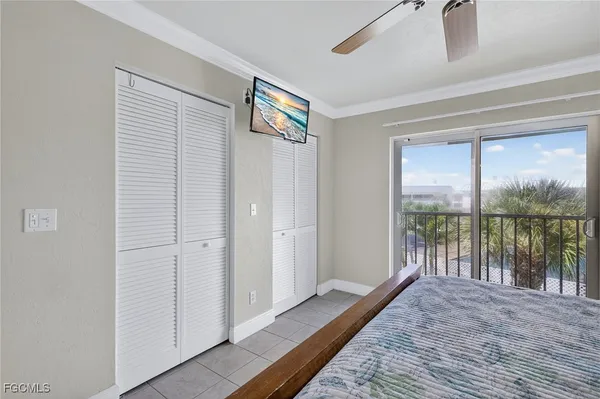$599,000 | 827 East Gulf Drive, Unit J7, Sanibel, FL 33957