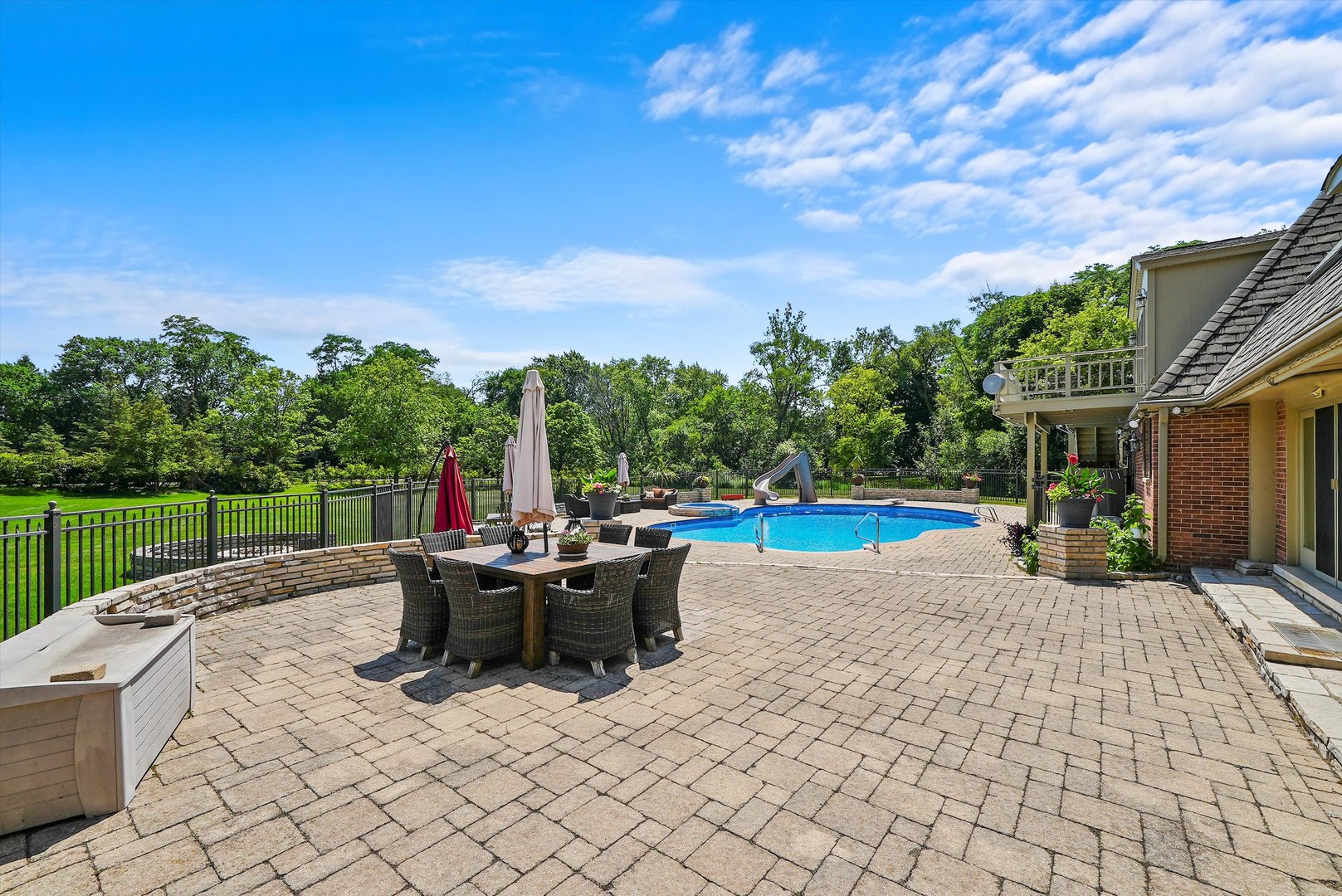 673 Milton Road Inverness, IL 60067 - Photo 101 of 125