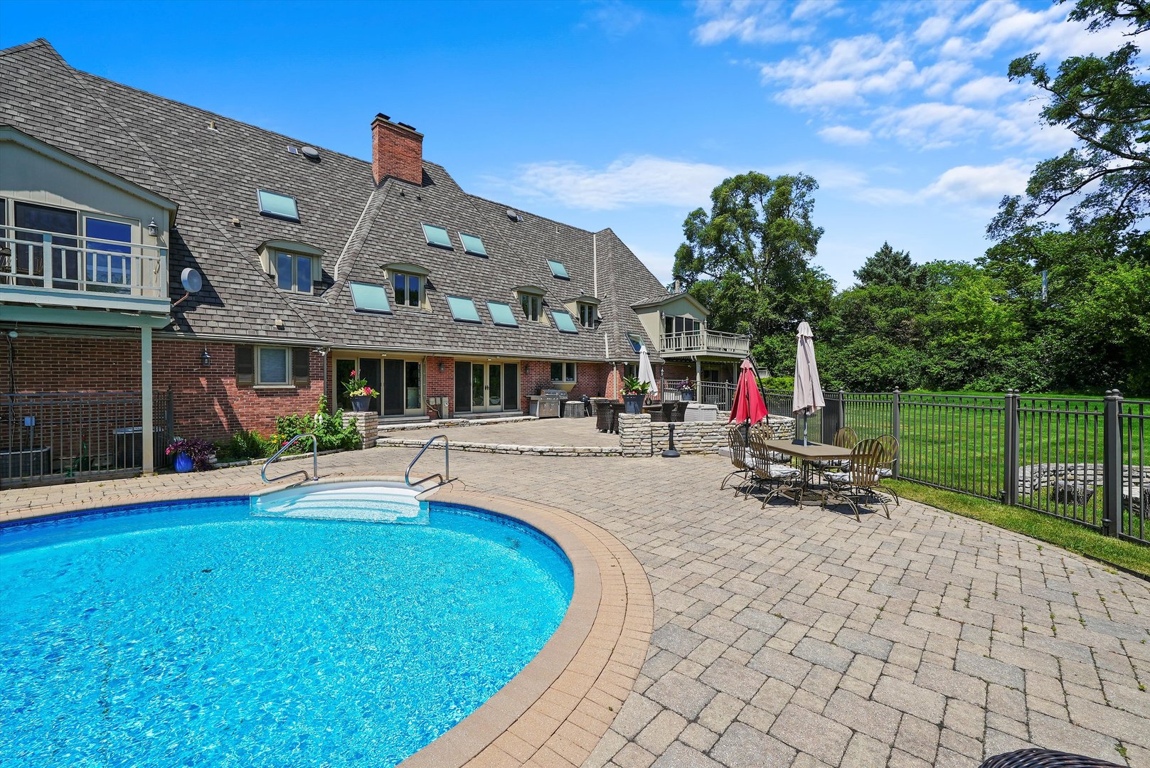 673 Milton Road Inverness, IL 60067 - Photo 103 of 125