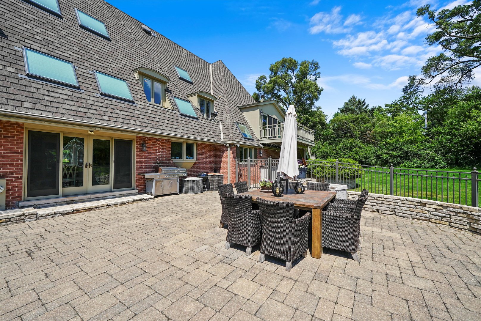 673 Milton Road Inverness, IL 60067 - Photo 106 of 125