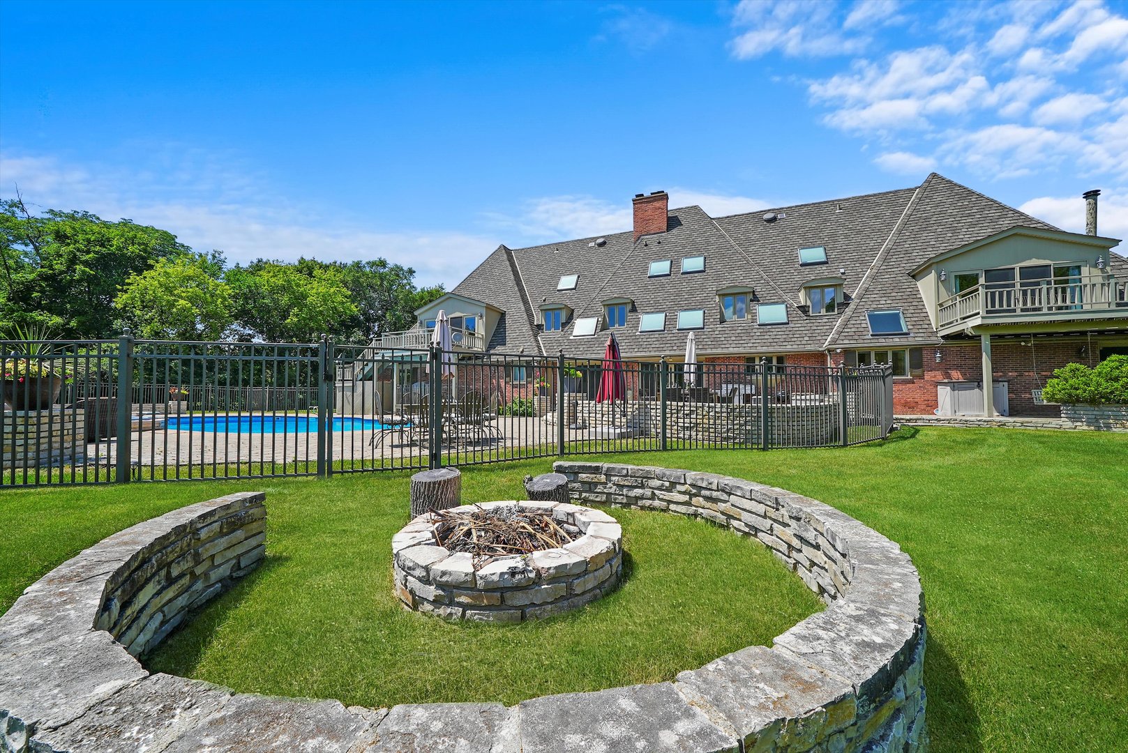 673 Milton Road Inverness, IL 60067 - Photo 110 of 125