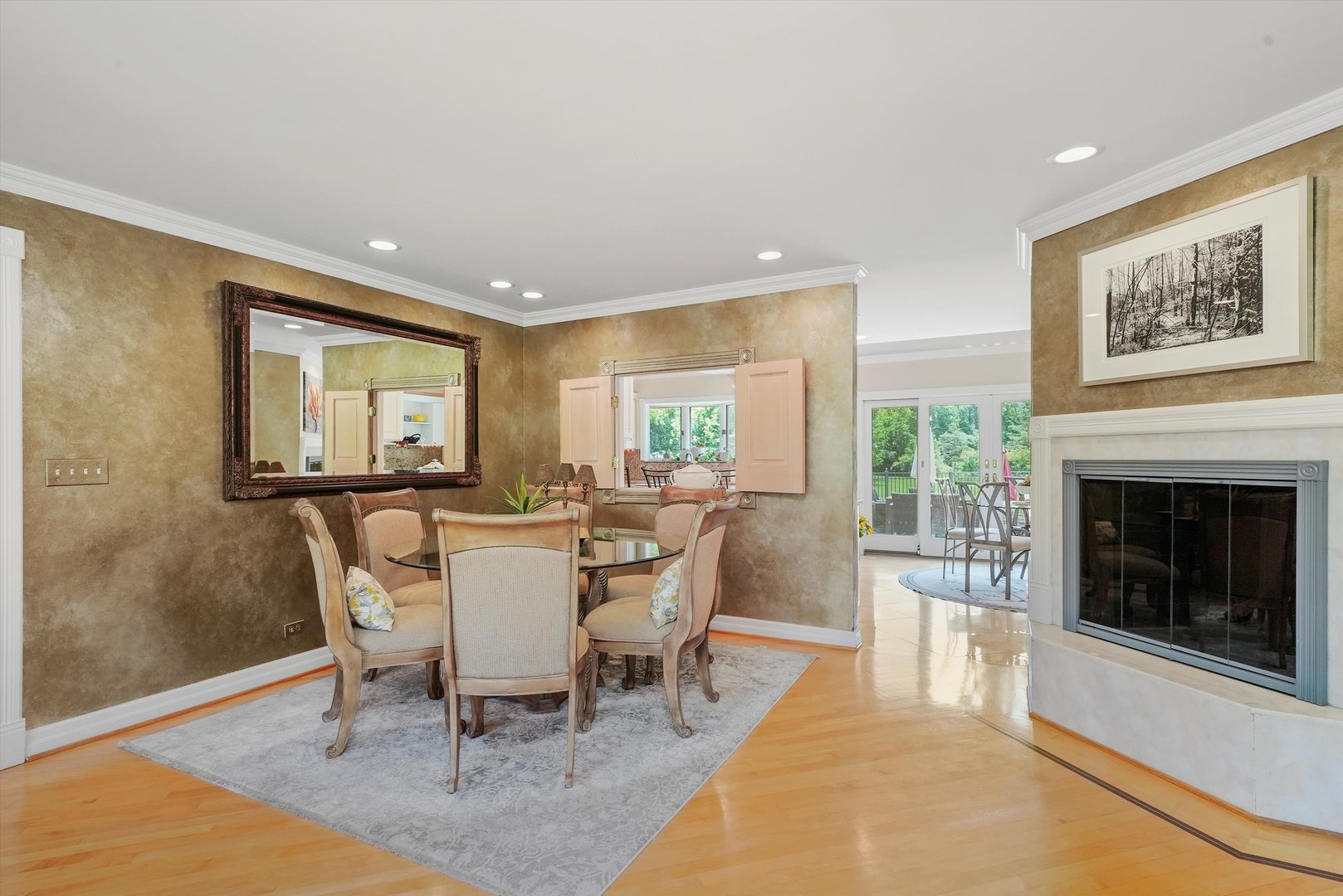 673 Milton Road Inverness, IL 60067 - Photo 13 of 125