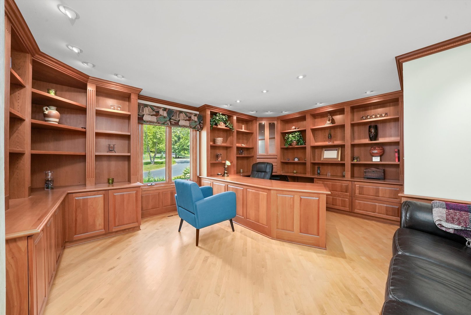 673 Milton Road Inverness, IL 60067 - Photo 17 of 125