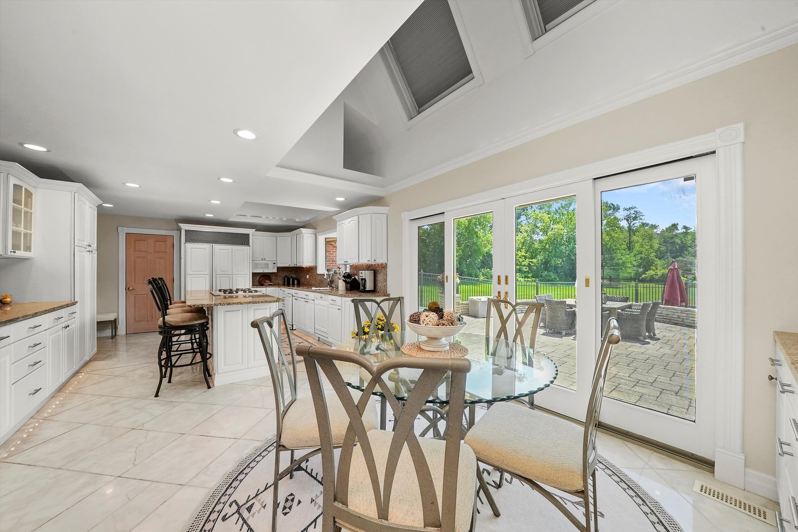 673 Milton Road Inverness, IL 60067 - Photo 30 of 125