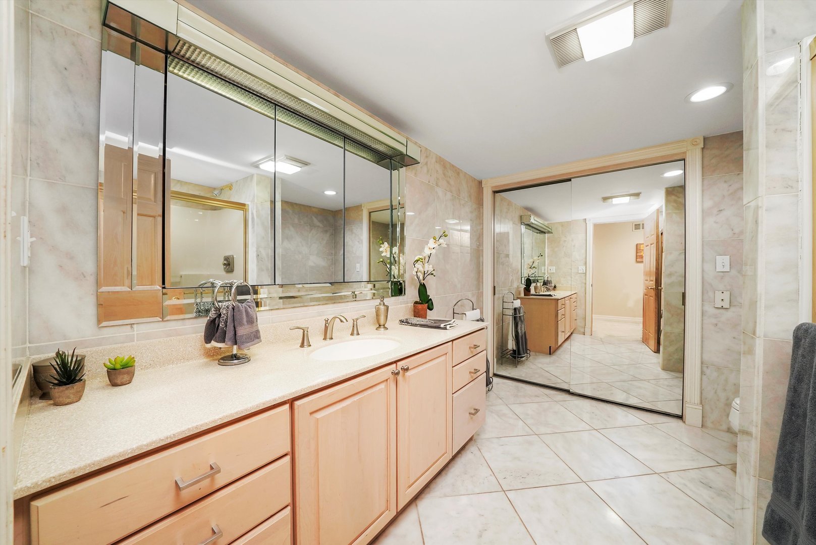 673 Milton Road Inverness, IL 60067 - Photo 46 of 125