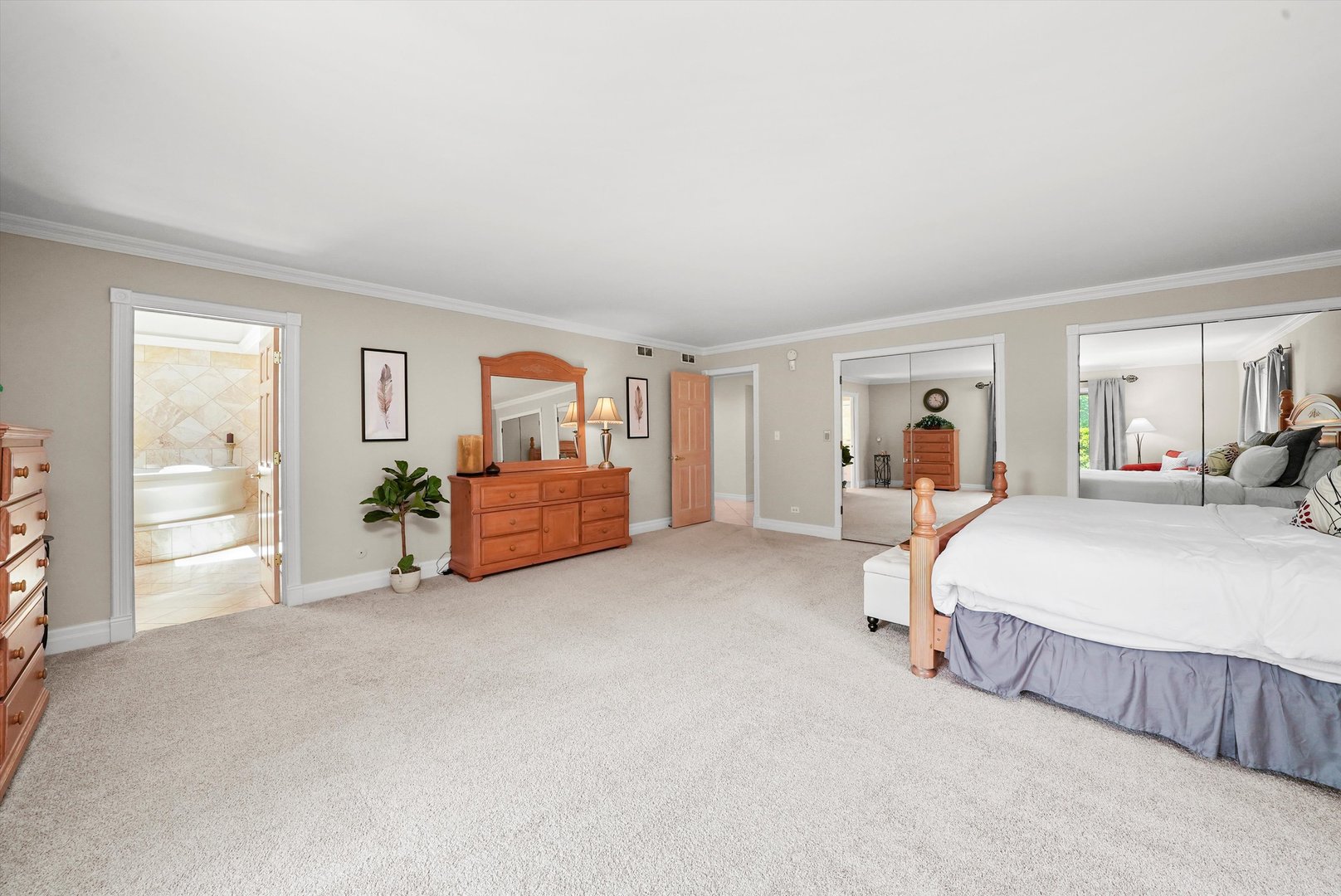 673 Milton Road Inverness, IL 60067 - Photo 53 of 125