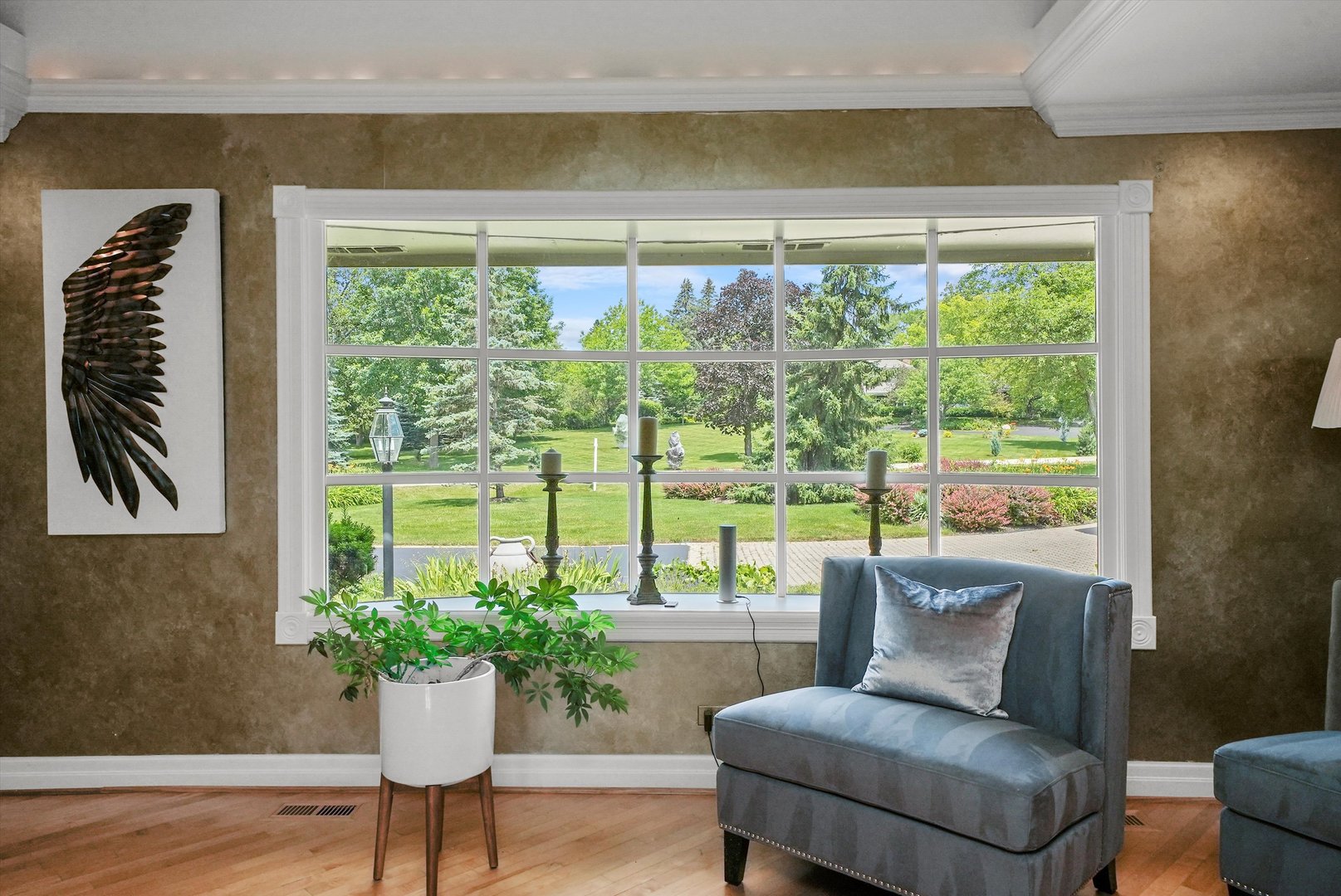 673 Milton Road Inverness, IL 60067 - Photo 7 of 125