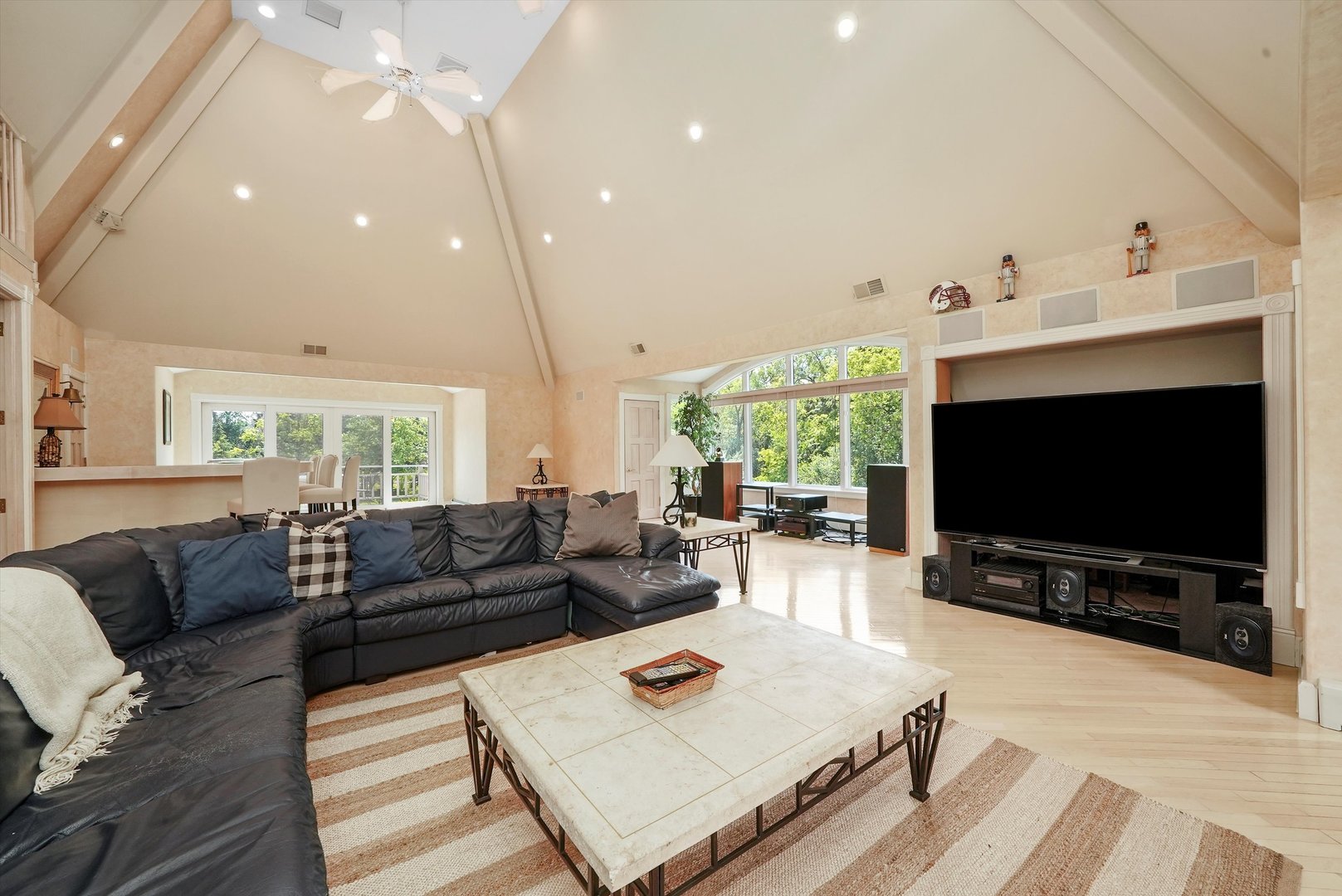 673 Milton Road Inverness, IL 60067 - Photo 83 of 125