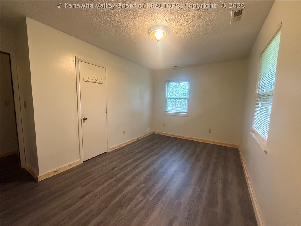 4850 Parchment Valley Road Evans, WV 25241 - Photo 11 of 16 Gallery Image 11