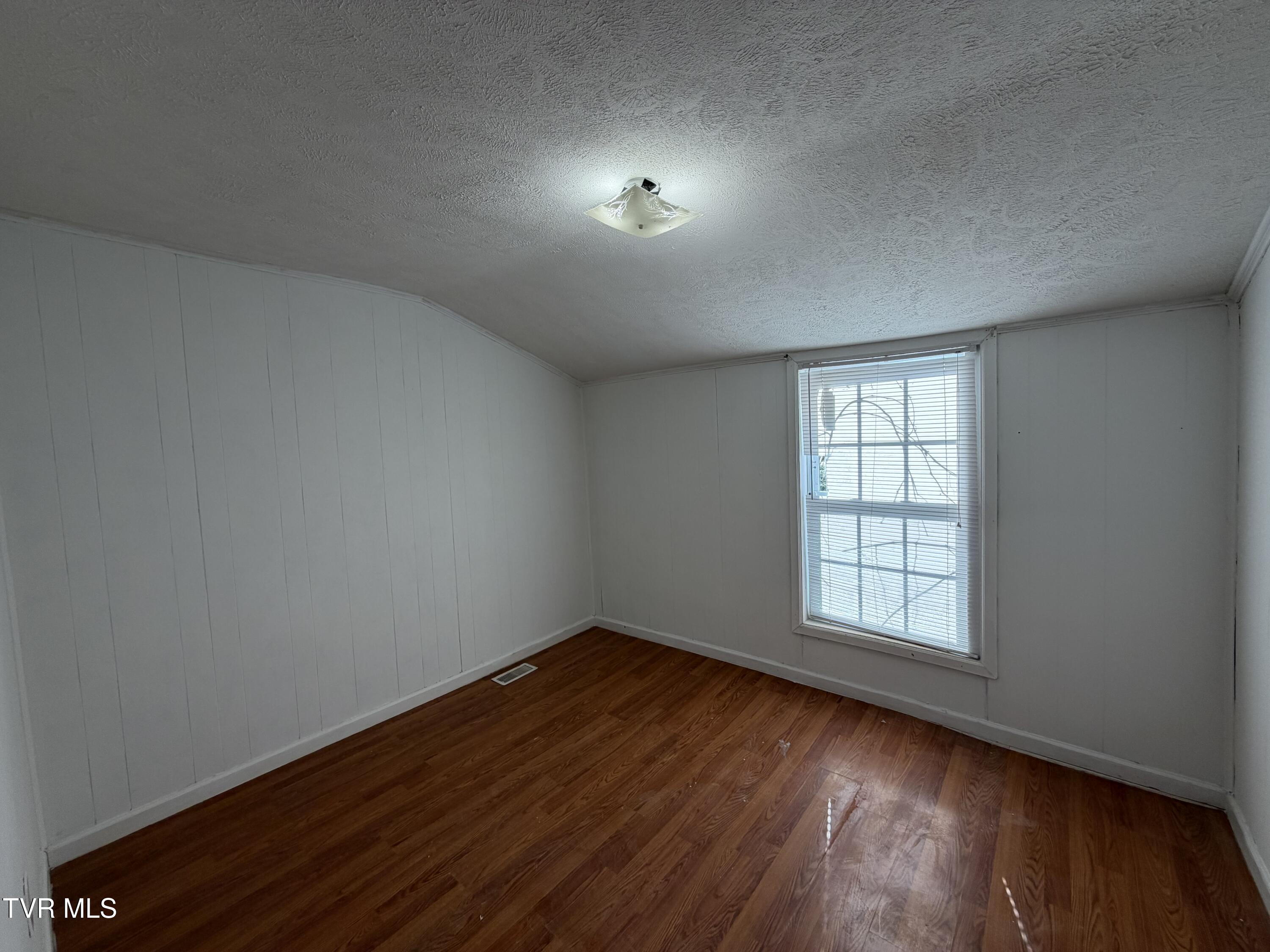 1602 Aaron Way Kingsport, TN 37664 - Photo 17 of 24 IMG_5779