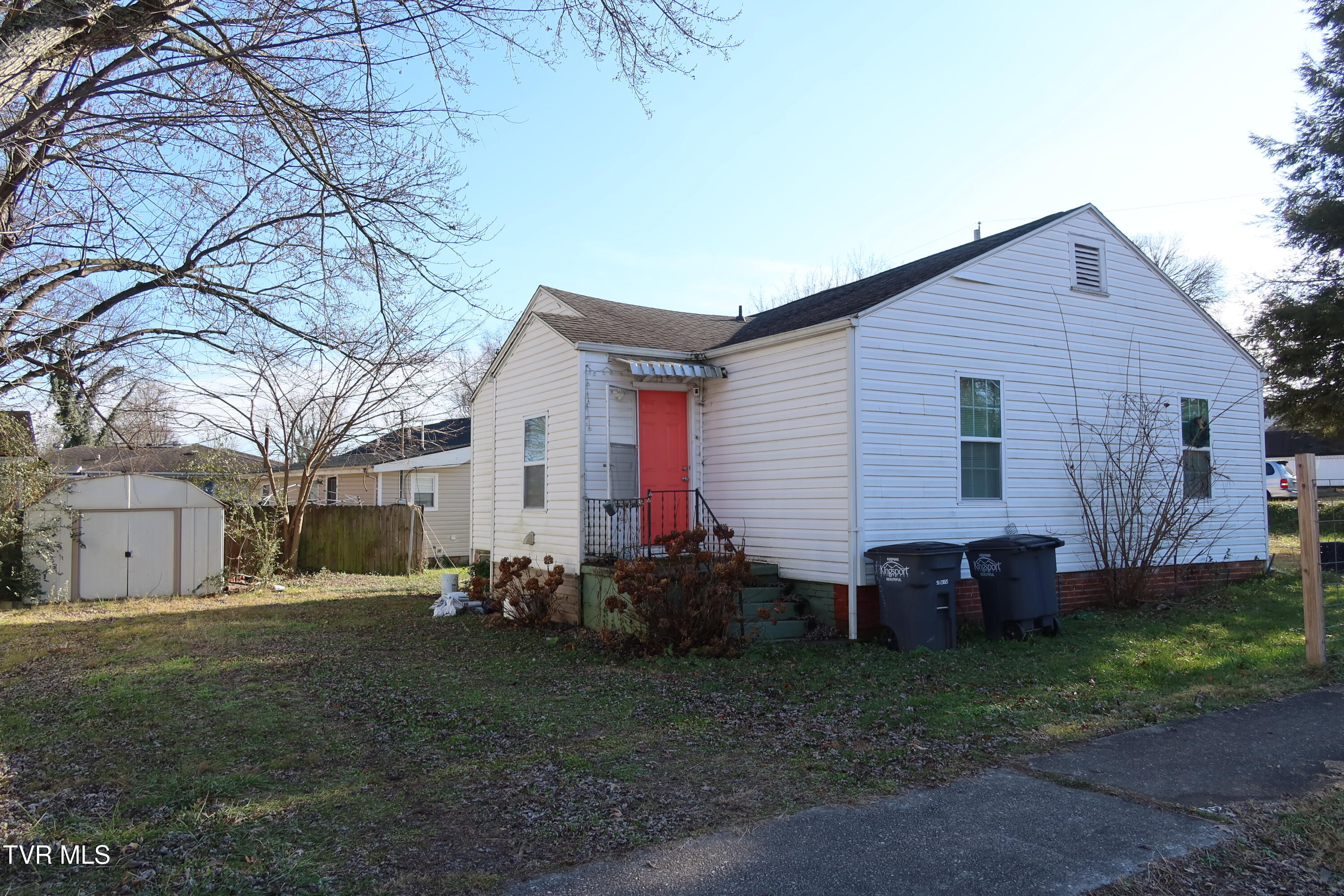 1602 Aaron Way Kingsport, TN 37664 - Photo 4 of 24 IMG_8075