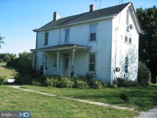 30 West Doe Run Road Kennett Square, PA 19348 - Photo 1 of 6 Gallery Image 1