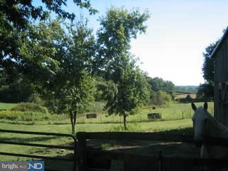 30 West Doe Run Road Kennett Square, PA 19348 - Photo 2 of 6 Gallery Image 2