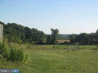 30 West Doe Run Road Kennett Square, PA 19348 - Photo 4 of 6 Gallery Image 4
