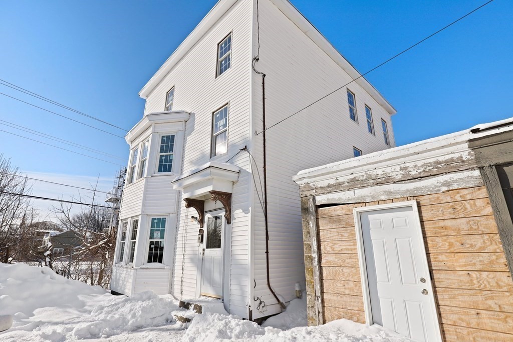 5 Temple Street Lawrence, MA 01843 - Photo 10 of 17