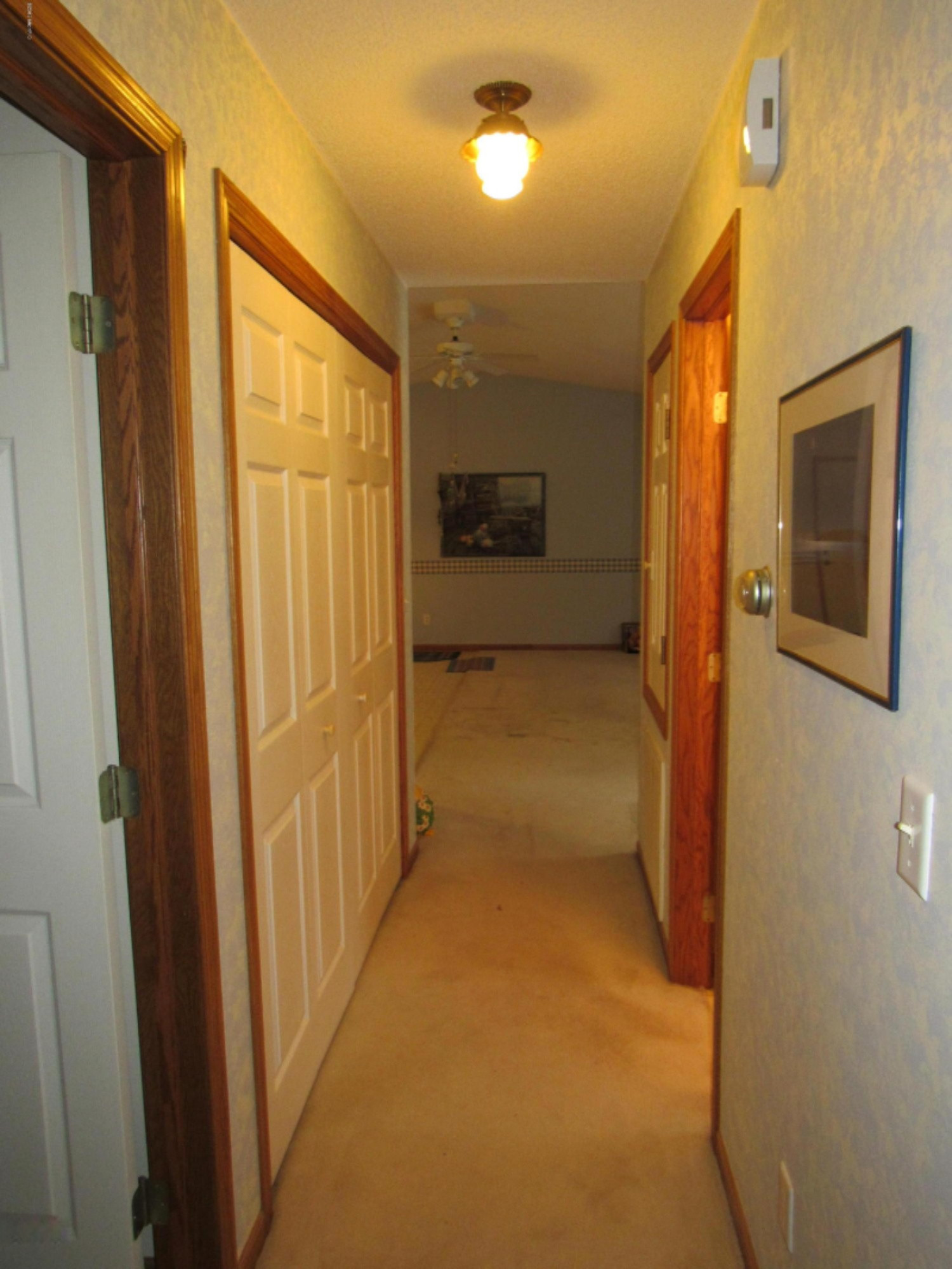 3958 Staple Road Muskegon, MI 49445 - Photo 11 of 18 Hallway