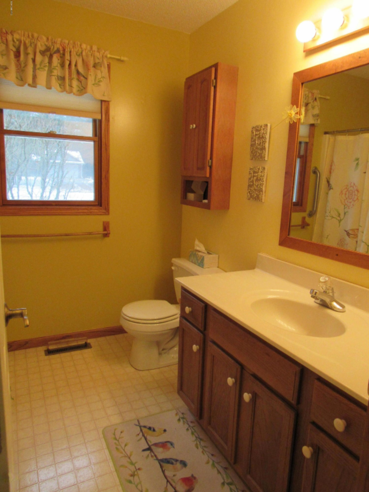 3958 Staple Road Muskegon, MI 49445 - Photo 12 of 18 Bathroom