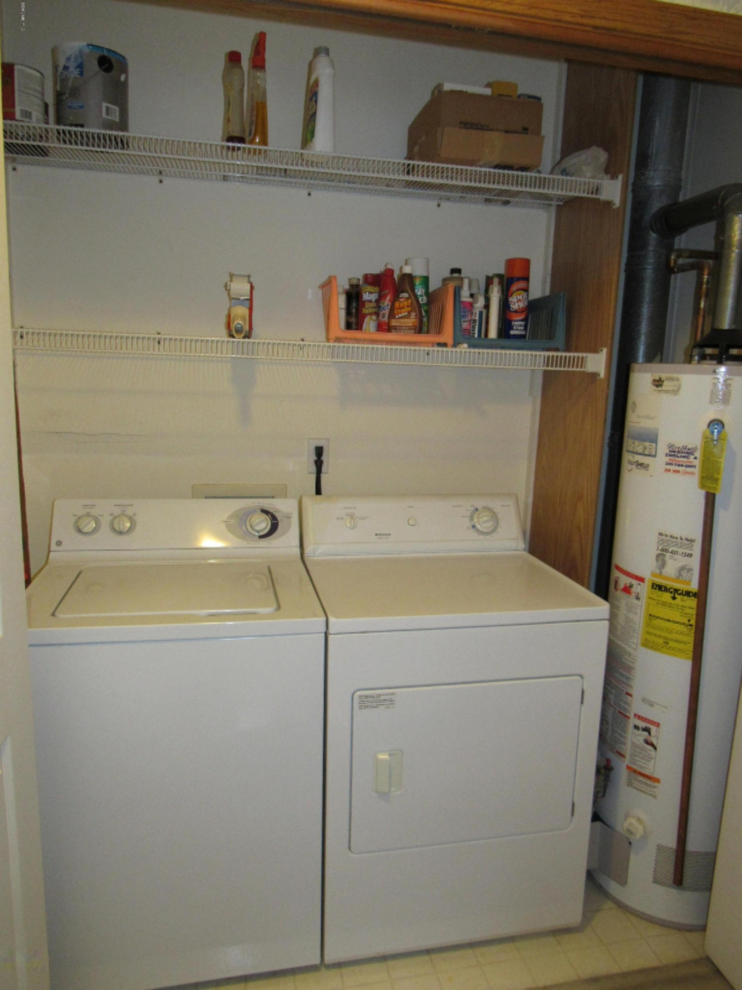 3958 Staple Road Muskegon, MI 49445 - Photo 14 of 18 Main Floor Laundry