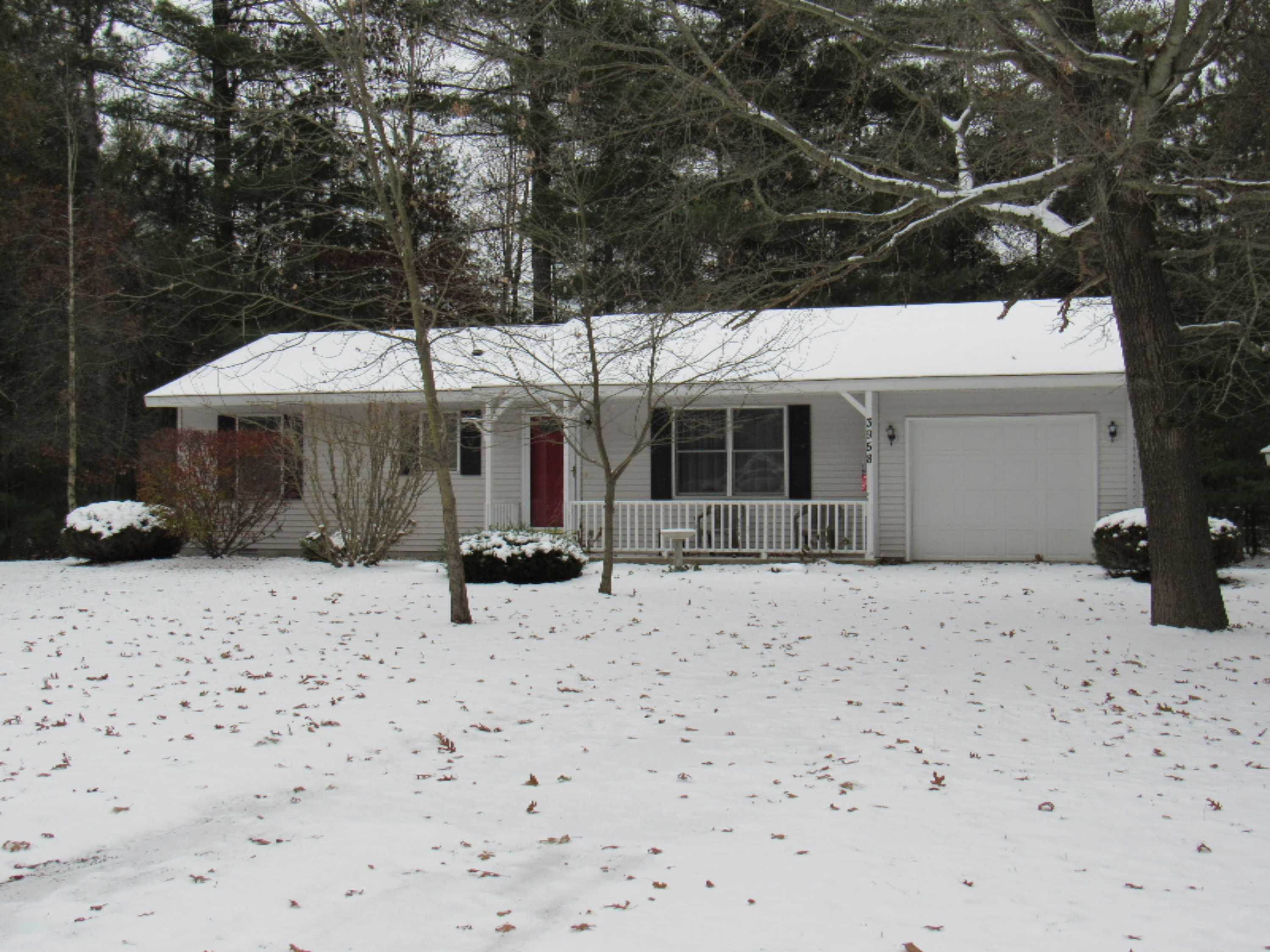 3958 Staple Road Muskegon, MI 49445 - Photo 3 of 18 Front of Home