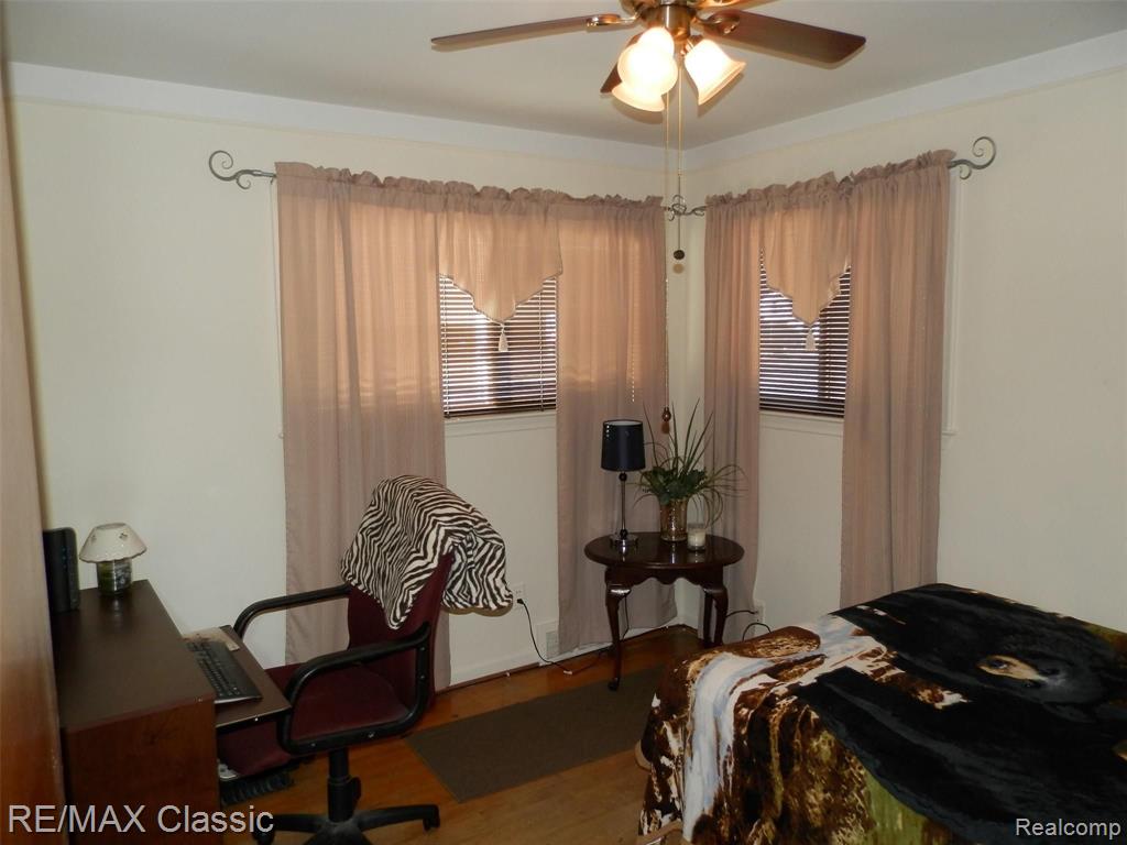 9170 Inkster Road Redford, MI 48239 - Photo 15 of 40