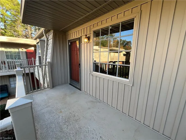 $995 | 3830 Country Club Road, Unit L, Winston-Salem, NC 27104