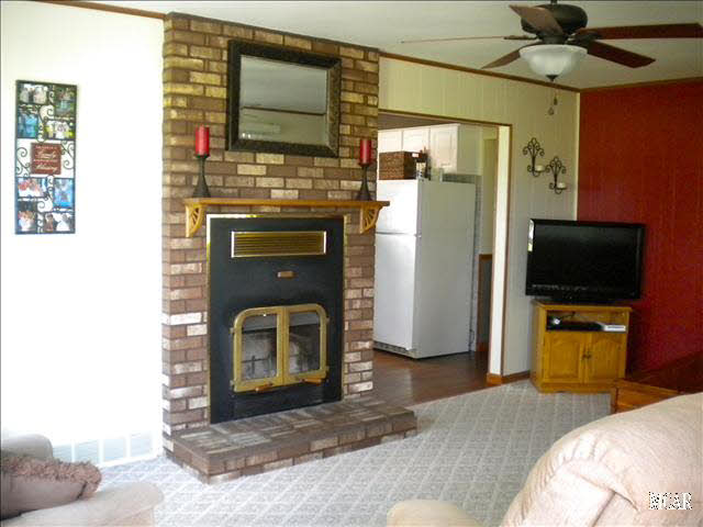 8051 Blue Bush Road Maybee, MI 48159 - Photo 3 of 17 20018618-2.JPG