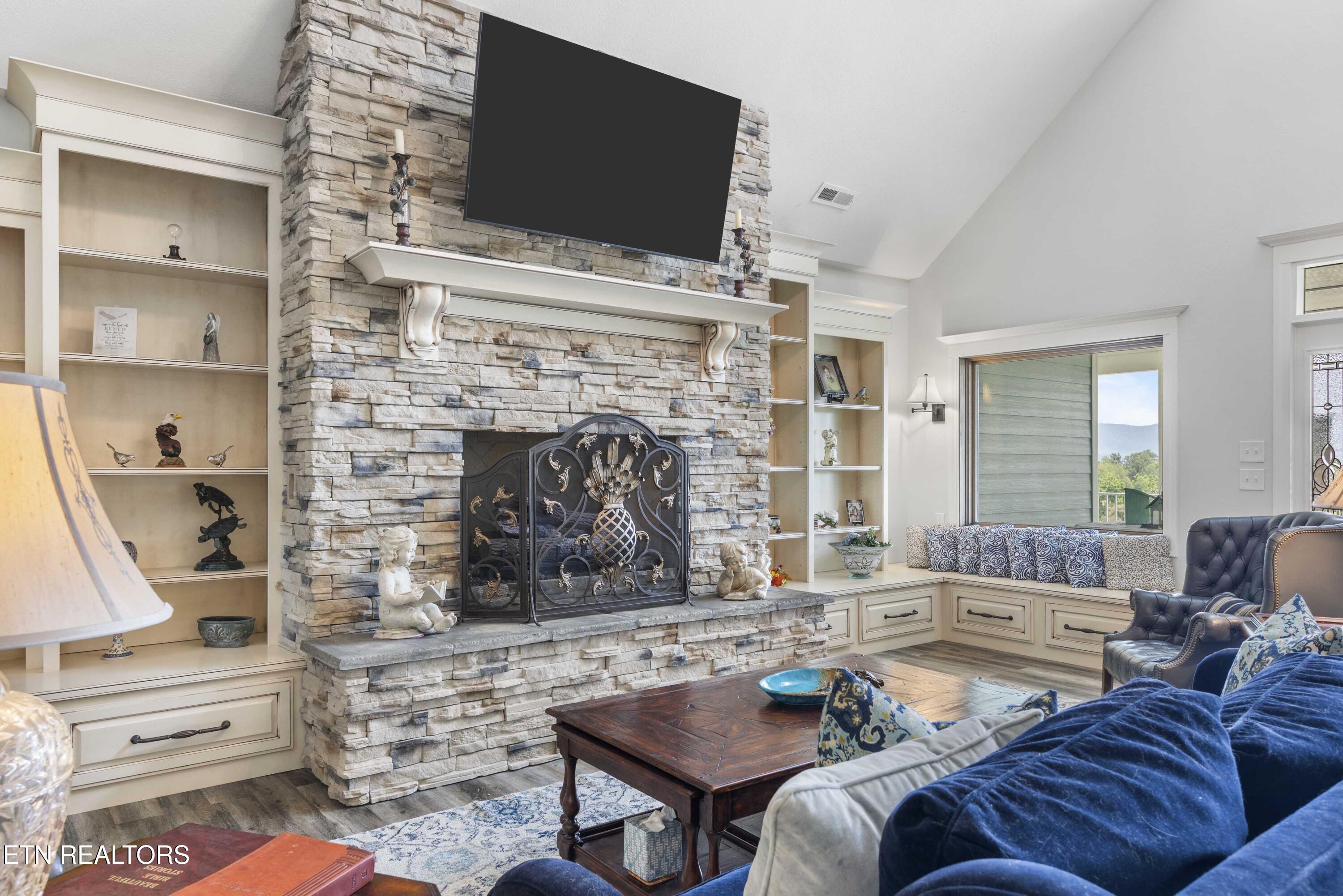 5925 Sevierville Road Seymour, TN 37865 - Photo 16 of 52 030A0263