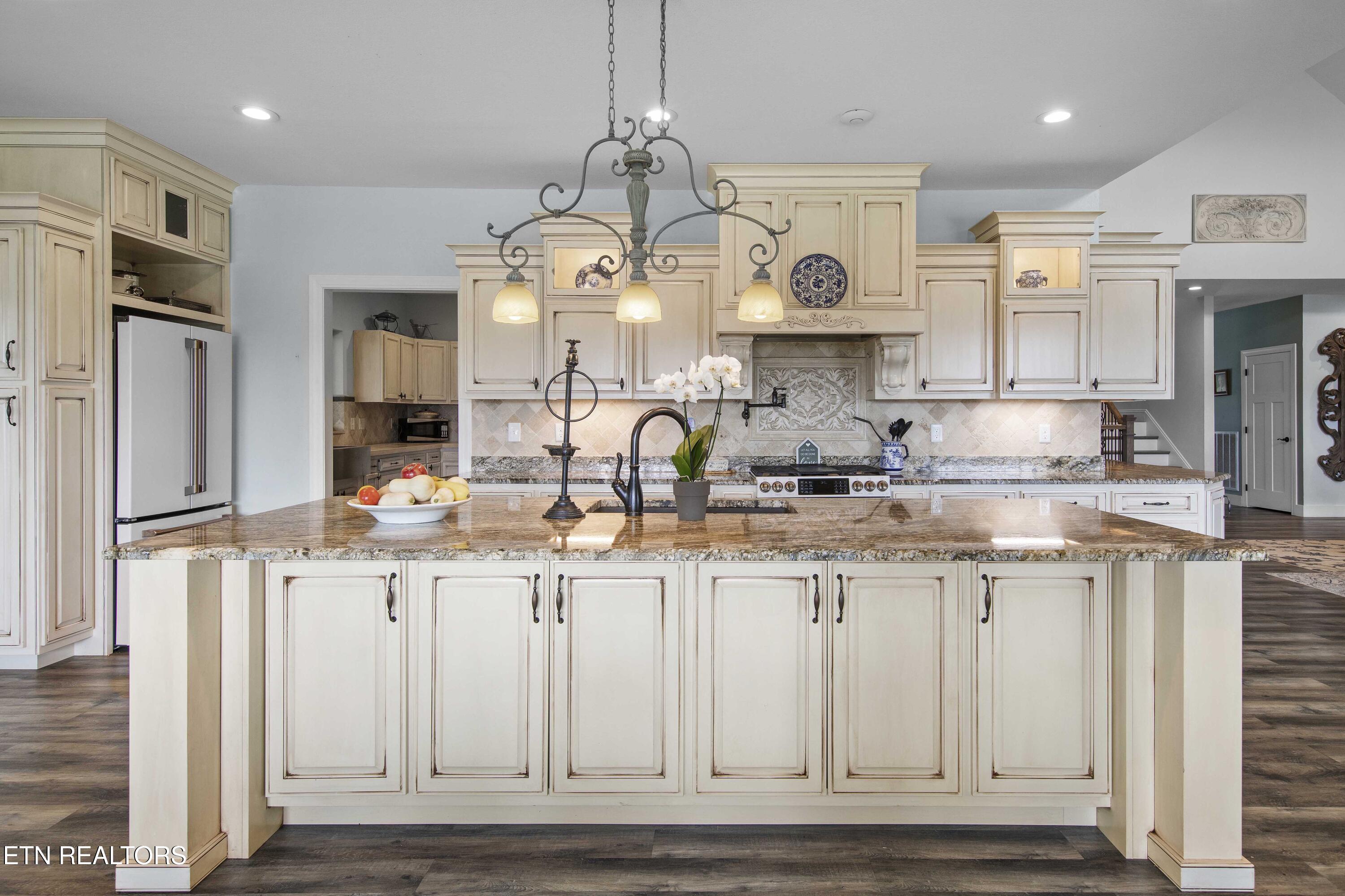 5925 Sevierville Road Seymour, TN 37865 - Photo 34 of 52 030A0387