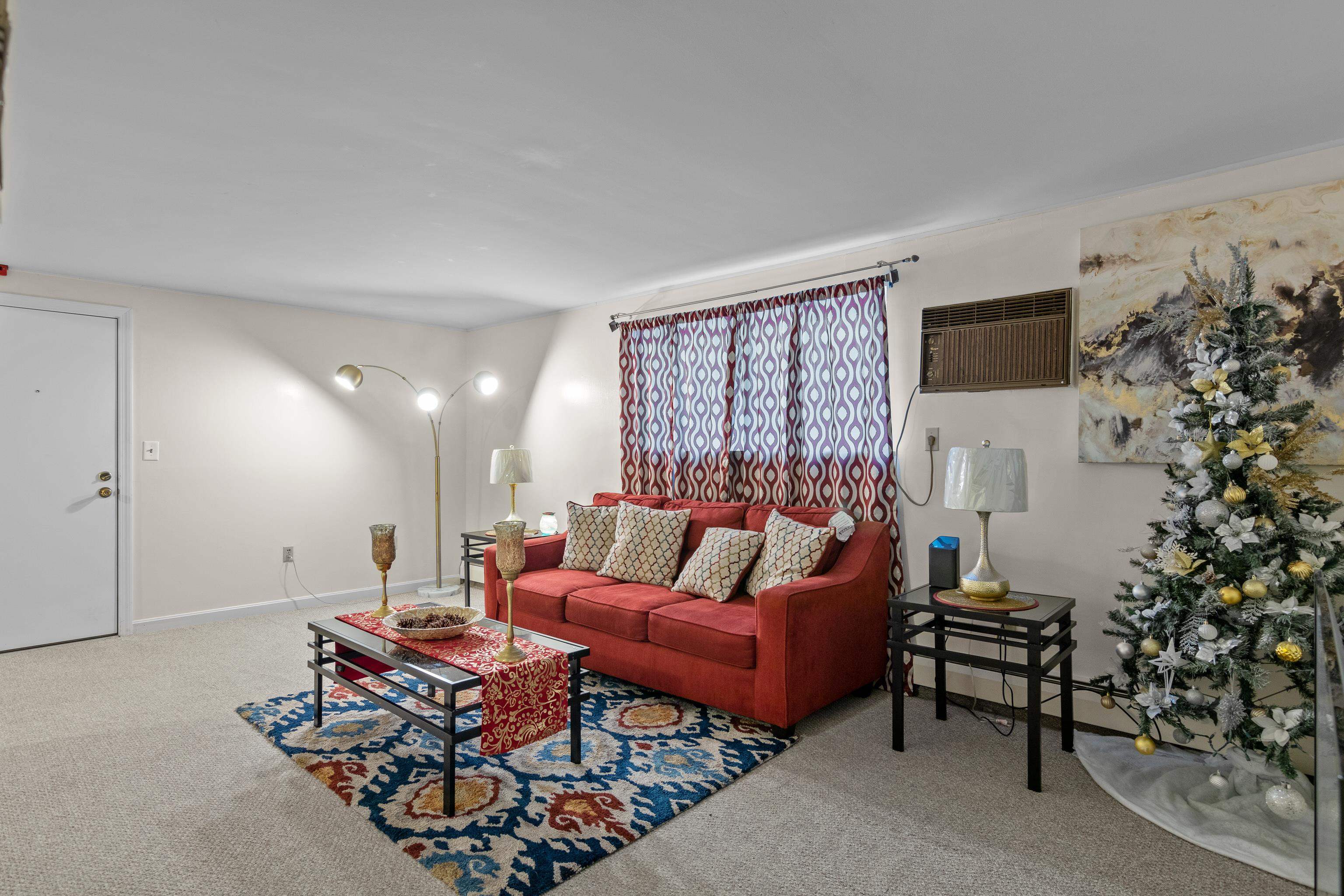 80 L English Village Road, Unit 102 Manchester, NH 03102 - Photo 12 of 28 Gallery Image 12