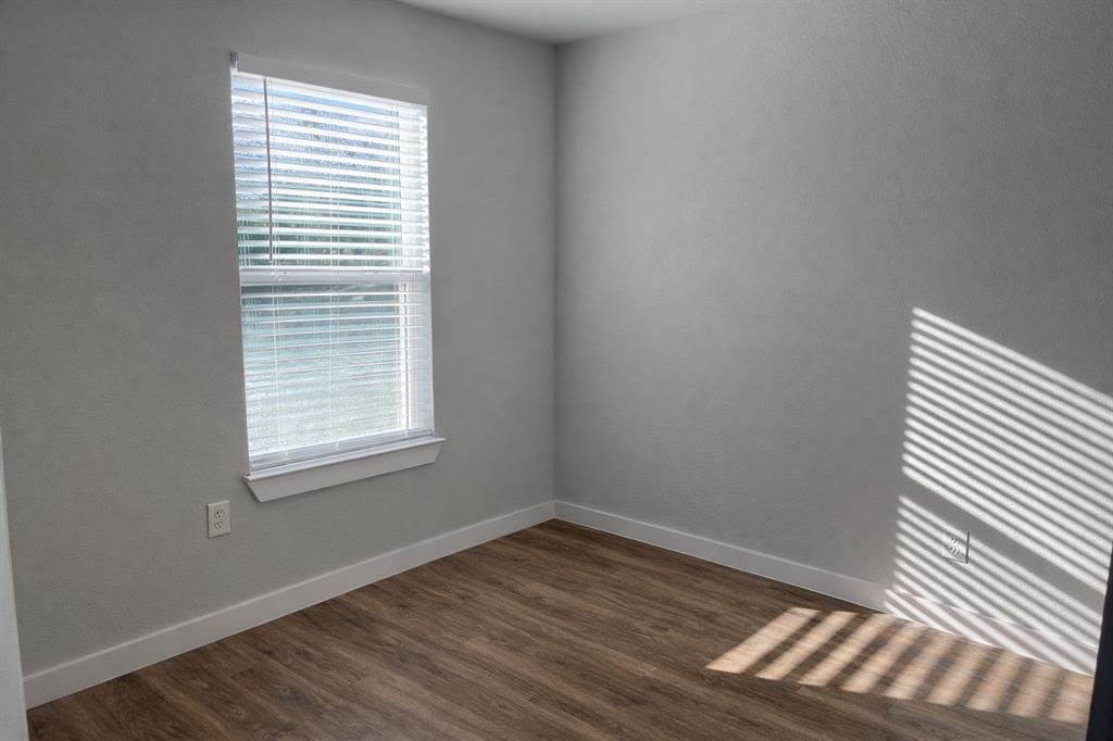 383 Mcilrath Road Leonard, TX 75452 - Photo 2 of 11