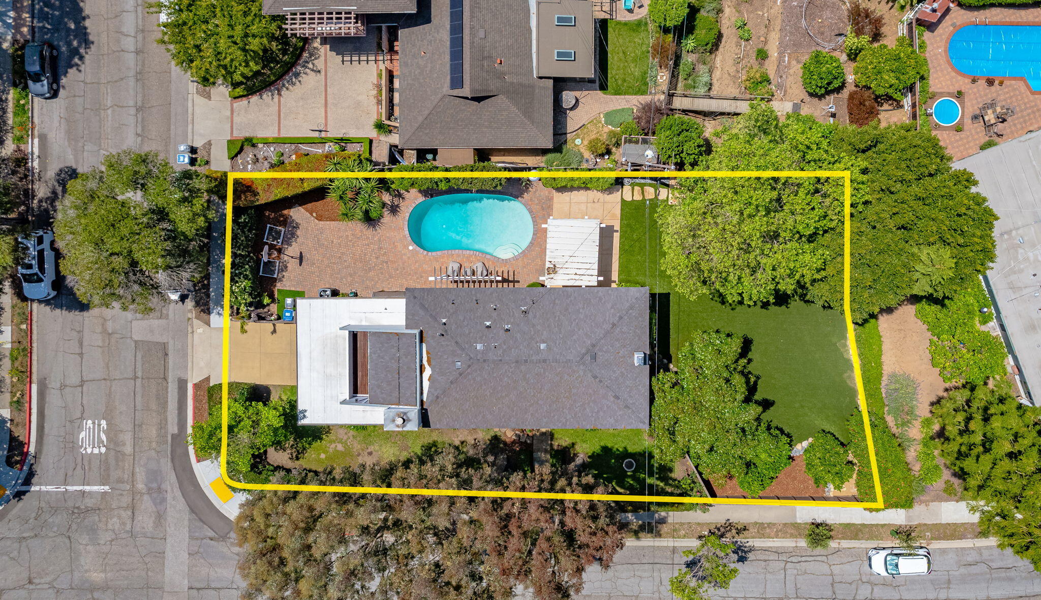 809 Willowglen Road Santa Barbara, CA 93105 - Photo 47 of 50 an aerial view of a house with a swimming pool