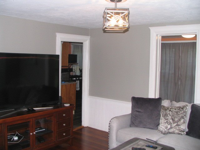 315 River Road Lincoln, RI 02865 - Photo 8 of 46