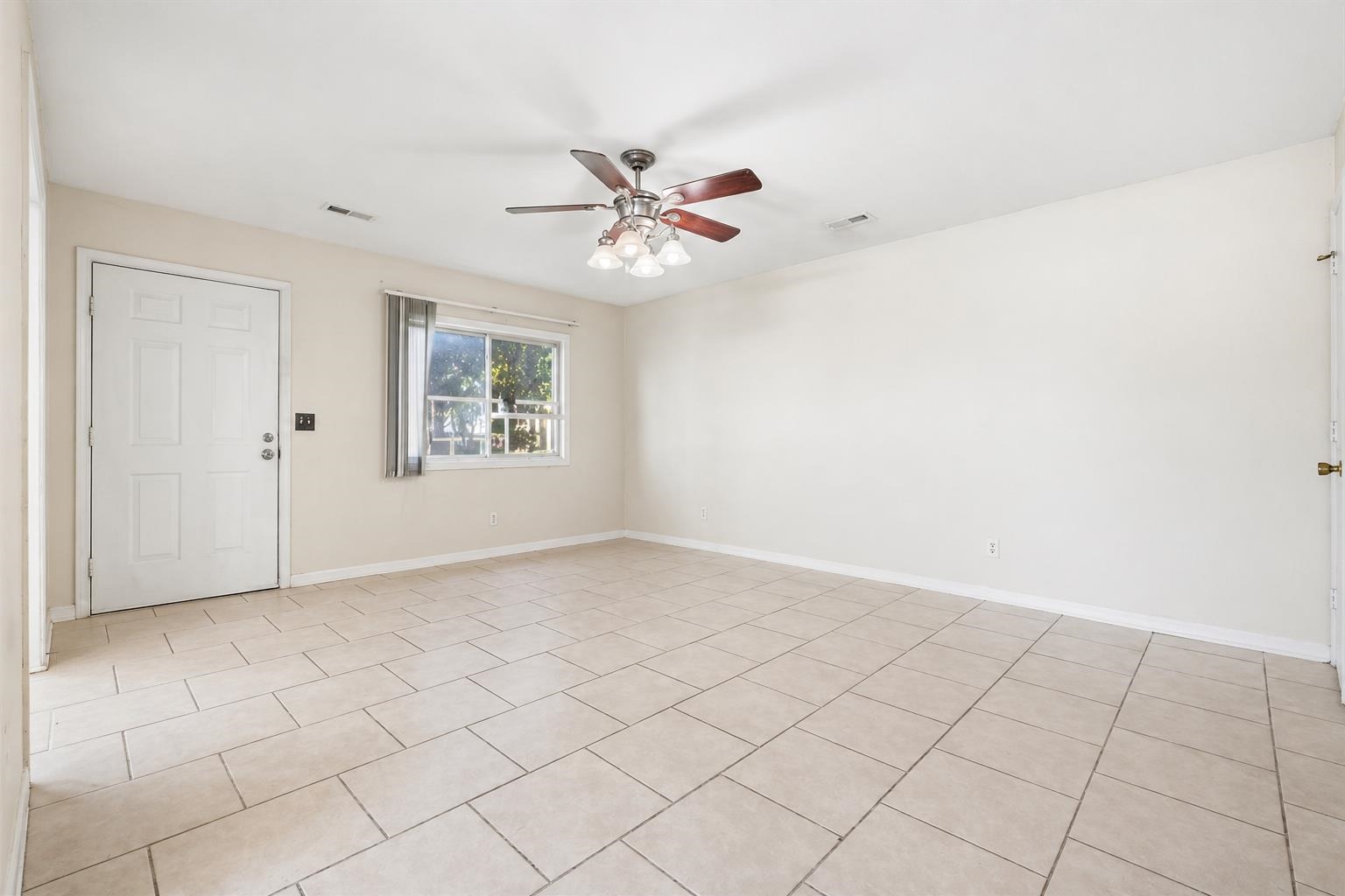 1381 Turkey Ridge Road, Unit D Surfside Beach, SC 29575 - Photo 2 of 24