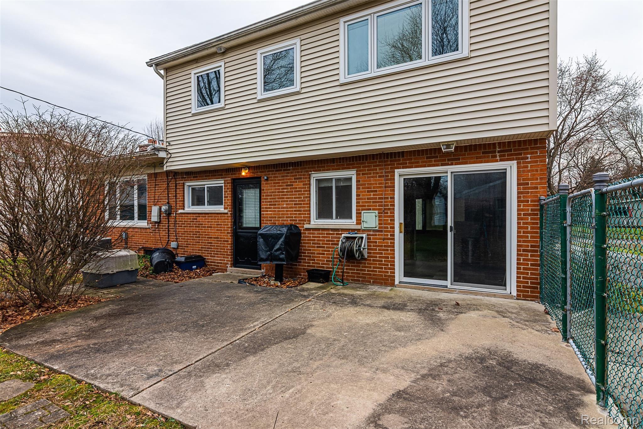 523 South Cranbrook Cross Road Bloomfield Hills, MI 48301 - Photo 32 of 35 523 S Cranbrook-5.jpg