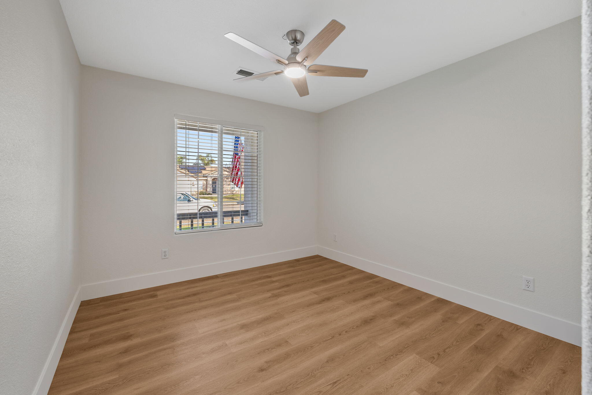 1459 Chimney Way Lemoore, CA 93245 - Photo 15 of 23 18-web-or-mls-713A9969