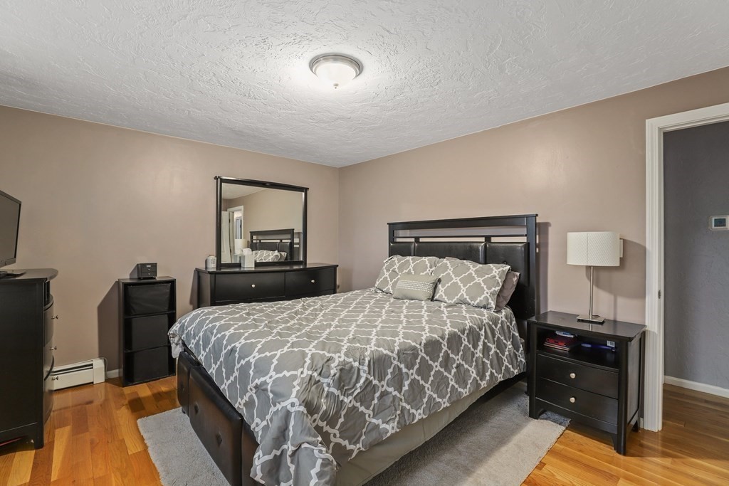 66 Curlew Road Quincy, MA 02169 - Photo 13 of 28 Gallery Image 13