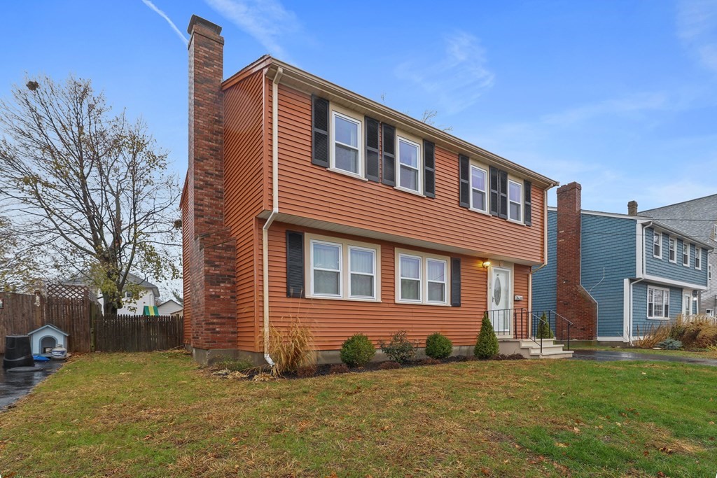 66 Curlew Road Quincy, MA 02169 - Photo 2 of 28 Gallery Image 2