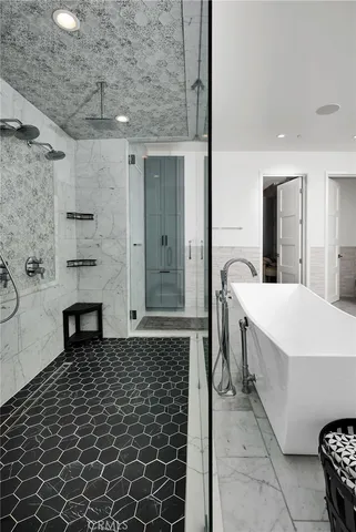 $19,999 | 16582 Rio Vista Road, San Diego, CA 92127