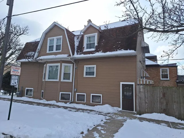 $225,000 | 2516 North 72nd Court, Elmwood Park, IL 60707