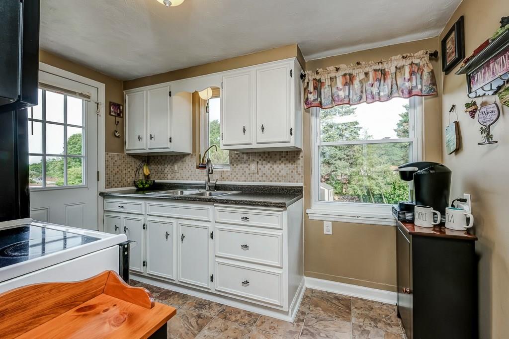 1912 Bower Hill Road Pittsburgh, PA 15243 - Photo 2 of 25 Updated Kitchen with lots of Natural Light