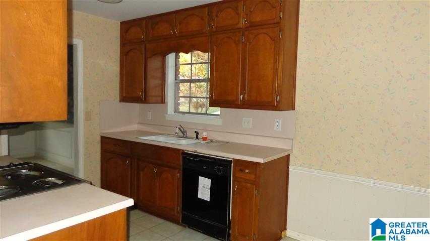 1829 3rd Place Northeast Birmingham, AL 35215 - Photo 10 of 20