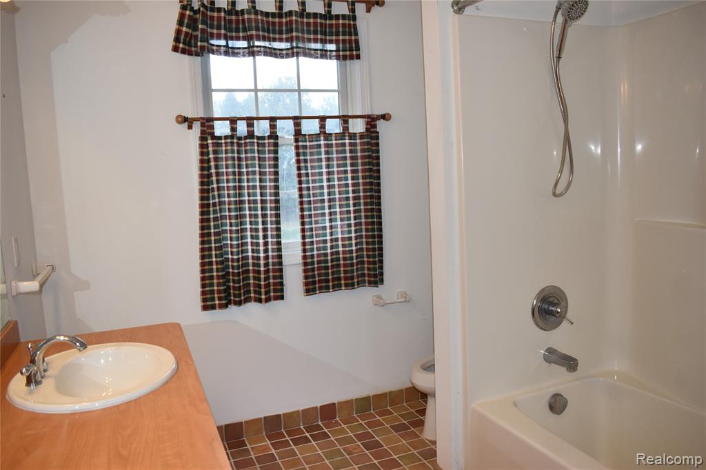 9701 Roberts Road Gregory, MI 48137 - Photo 26 of 39