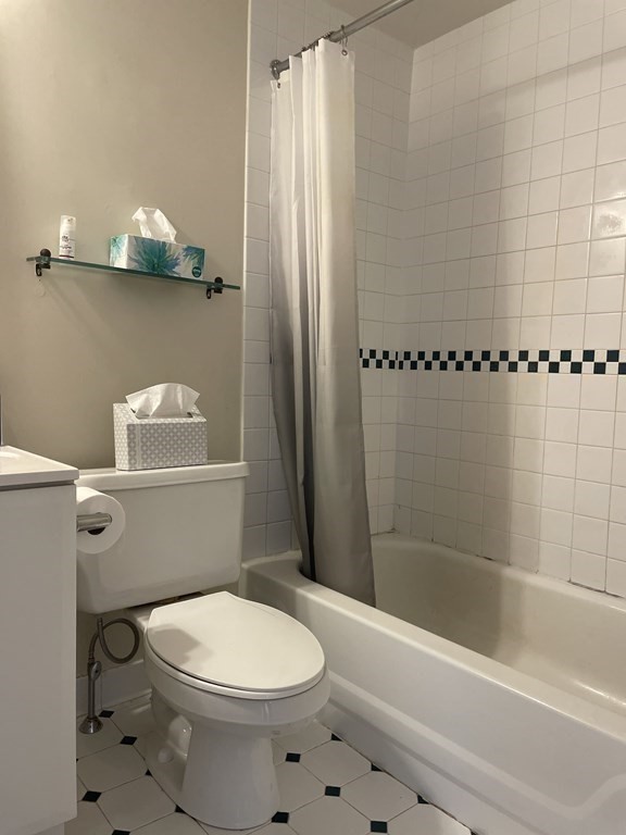 534 Beacon Street, Unit 902 Boston, MA 02215 - Photo 14 of 19
